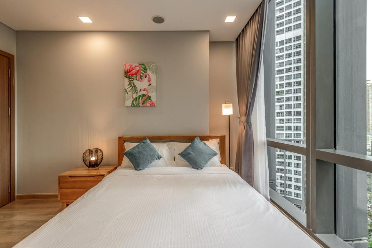Bland Vinhomes Landmark 81 Apartment *